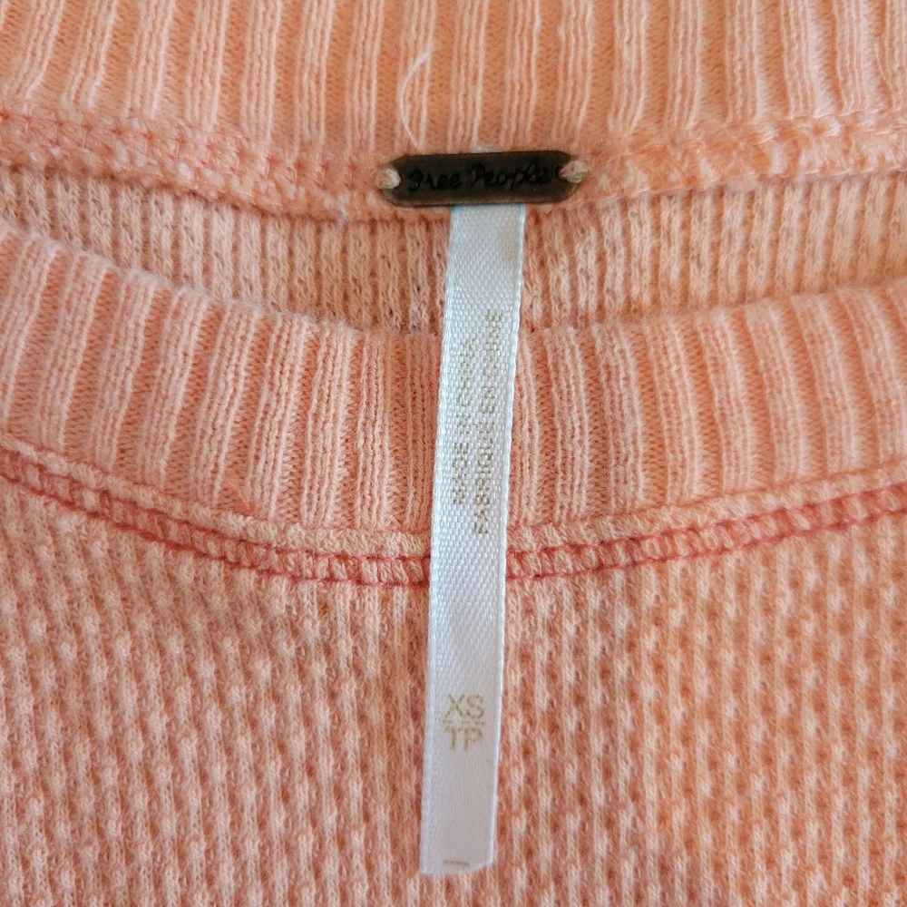 Free People In The Mix Cuff Thermal Top Size XS